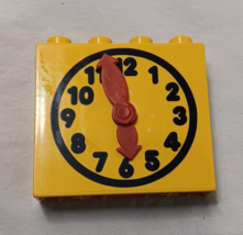 Lego Duplo - Vintage Yellow W/ Moveable Hands Clock Piece Part S5 - £7.91 GBP