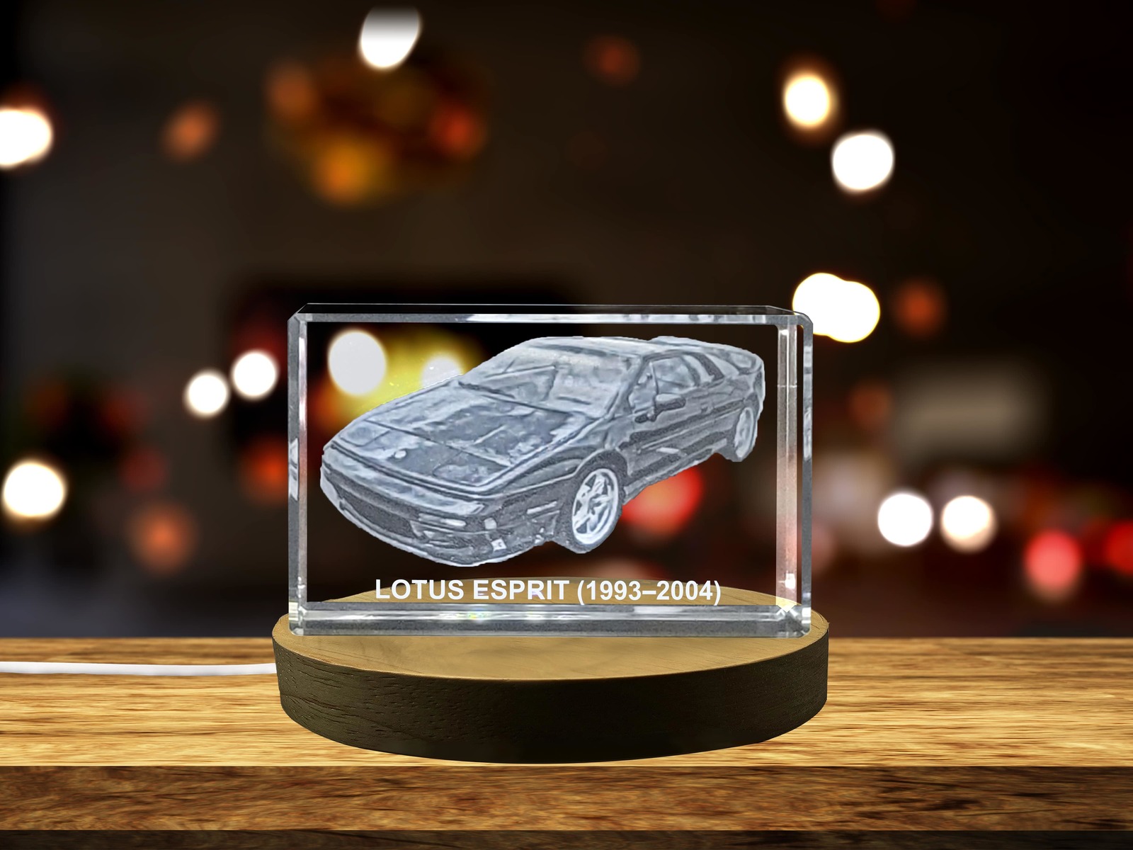 LED Base included | Exquisite 3D Engraved Crystal of the Iconic 1975-1996 Jaguar