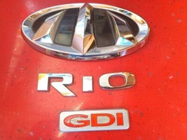 2013-2020 Kia Rio Gdi / Brenthon Emblem Logo Badge Letters Trunk Rear Chrome OEM - £17.77 GBP