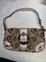 AUTHENTIC Kathy Van Zeeland fit for a QUEEN Wristlet Hand Carry Purse - $25.73