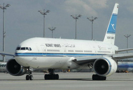 INSTANT Download. Paper Craft - Kuwait Airways Boeing 777-200ER - £1.83 GBP