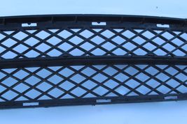 2006-2008 E90 BMW 325i 328i 330i FRONT BUMPER LOWER CENTER GRILLE MESH M387 image 5