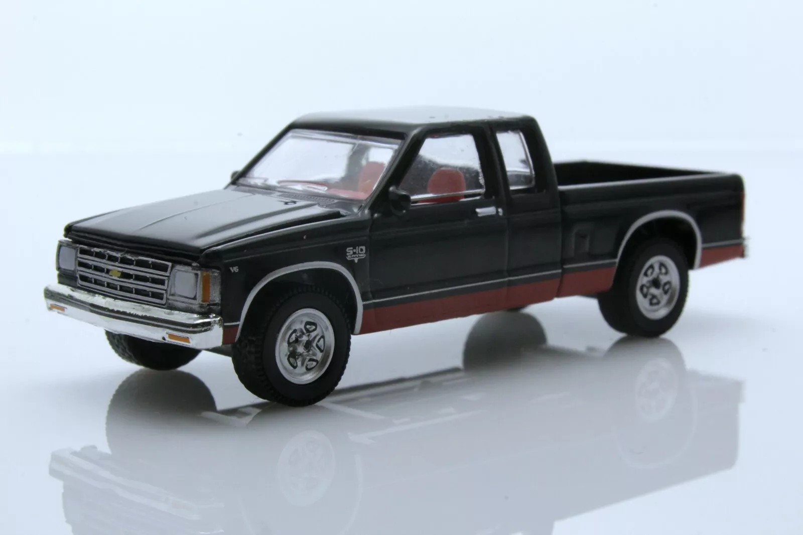 New Diecast 1983 Chevy S-10 Durango Maxi-Cab Pickup Truck Off Road 1:64 ...