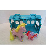 Vintage Tara Toy Pony Luv Aqua Horse Barn Double Stable Mom &amp; Baby Ponies - £15.68 GBP