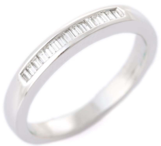 18K White Gold Diamond Ring - £408.57 GBP