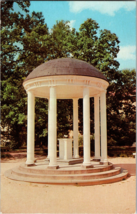 Postcard Old Well University of North Carolina Chapel Hill (C2) - £3.51 GBP
