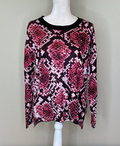 DKNY NWT $89 Women’s Snake Print pullover sweater Size M Pink H6 - £17.73 GBP