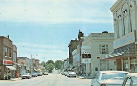 Dodgeville Wisconsin~Main STREET-PHARMACY-RED OWL-BANK SIGNS-CARS-1960s Postcard - £7.66 GBP