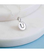 Sterling Silver Initial Charm Necklace - Letter U - €32,53 EUR