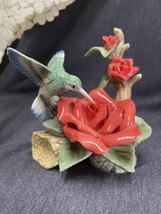 VINTAGE PORCELAIN Ceramic HUMMINGBIRD ROSE FIGURINE Excellent - $9.90