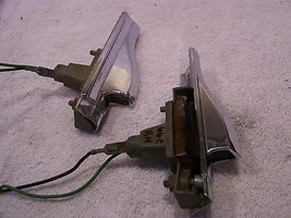 1966 Chrysler New Yorker Front Fender Mounted Turn Signals - Nice Oem Pair - £88.51 GBP