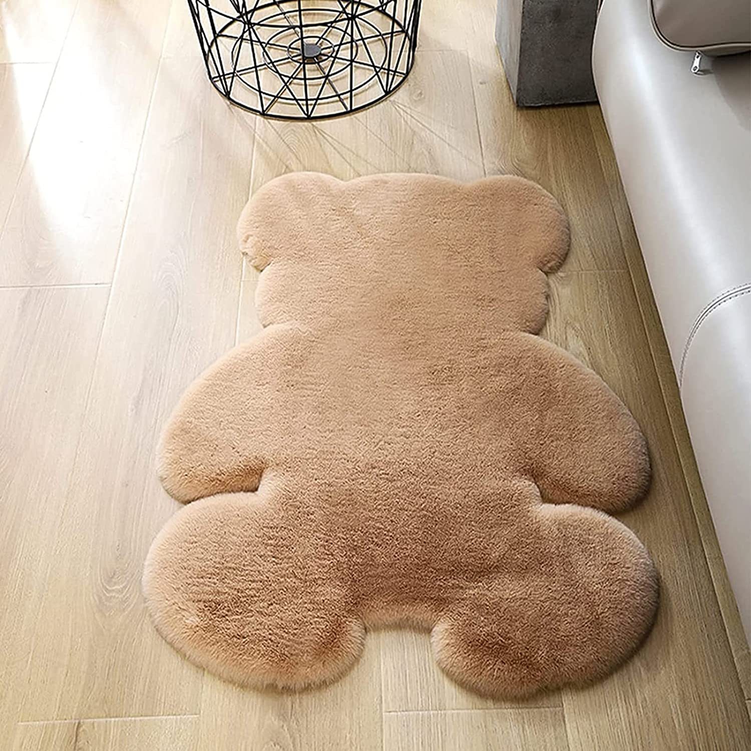 Primary image for Tennola Bear Shaped Area Rug Cute Bedroom Rugs Soft Fluffy Faux Fur Carpet Fuzzy