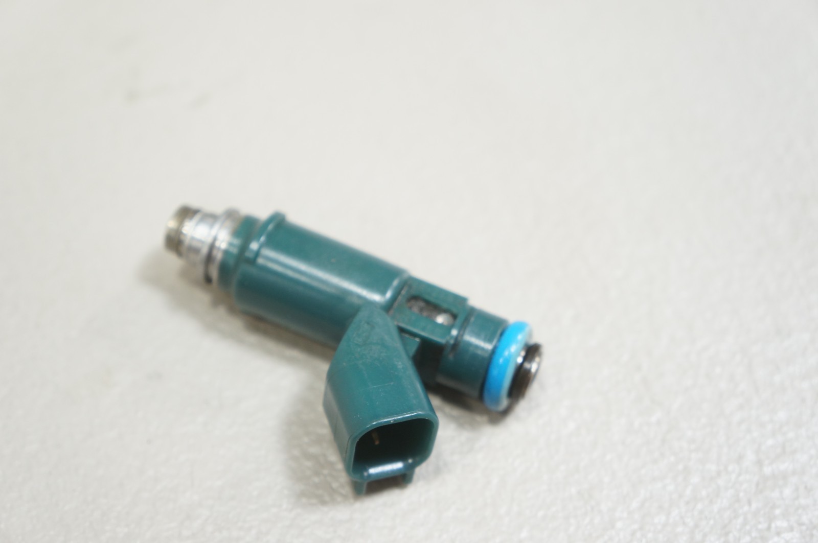 06-2009 land range rover sport L320 4.2l supercharged engine fuel injector blue Item image 3
