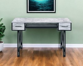 47" Antiqued White and Black Computer Desk With Two Drawers - $6,316.25 MXN