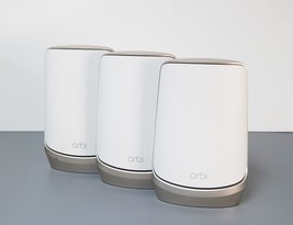 NETGEAR Orbi RBKE963 Quad-Band AXE11000 Wi-Fi 6E Mesh System - White image 2