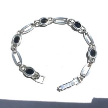 Retro Sterling Onyx Link Bracelet 1950s Signed Jewelry Easy to Use Clasp - $1,041.29 MXN