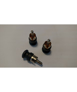 QTY 25  RCA SHORTING CAP / PLUG - RF/EMI &amp; NOISE CANCELING / PROTECTION - $335.36 MXN