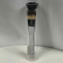 It Cosmetics Heavenly Luxe Plush Paddle Foundation Brush Silver Handle - $48 - £23.54 GBP