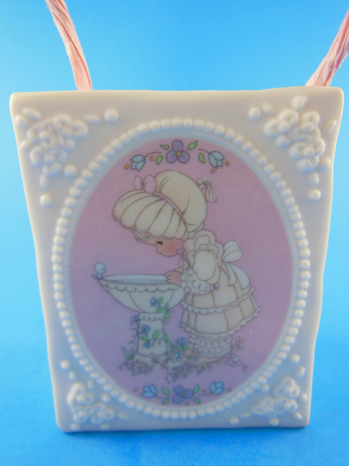 Precious Moments 1993 Porcelain Bag Reflections of His Love 2" x 3" X 1" - $9.89