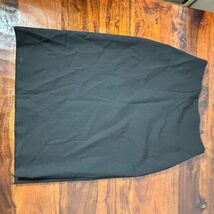 Club Monaco Women's Black Pencil Skirt Size 0 Knee Length Workwear - $23.76