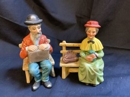 Vintage 2pc Lefton Porcelain Man &amp; Woman On Park Bench - £17.83 GBP