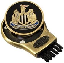 NEWCASTLE UNITED FC GRUVE CLEANER AND GOLF BALL MARKER. GROOVE CLEANING ... - $39.27