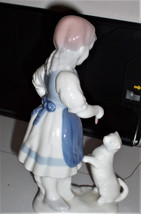 Vintage Gerold Porcelain &quot;Girl Feeds Kitty&quot; Figurine 7983 W. Germany 1949- 1989 - £27.69 GBP