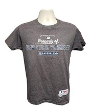 Authentic Majestic New York Yankees Baseball Adult Small Gray TShirt - £15.95 GBP