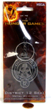 Neca Reel Toys &quot;The Hunger Games&quot; Keychain District 12 Seal 2012 China SF6 - $257.07 MXN