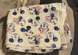 FAT QUARTER DISNEY MINNIE &amp; Mickey MOUSE  Fabric 21X18 Inch  - $186.24 MXN