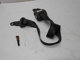 2004 jeep Grand Cherokee SEAT BELT RETRACTOR LH FRONT DRIVER - $78.99