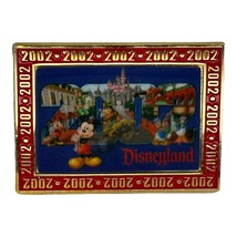 Retired 2002 Disneyland Commemorative Multiple Scene Lenticular Pin Le 2002 - £9.97 GBP