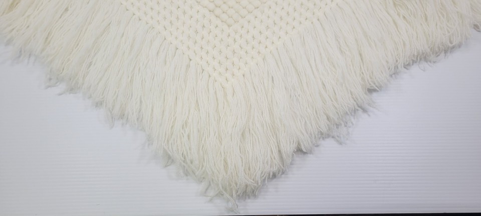 Vintage Boho Crotchet Style White Triangle Shoulder Shawl Fringed Scarf Wrap Item image 7