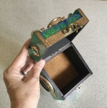 Item image 8