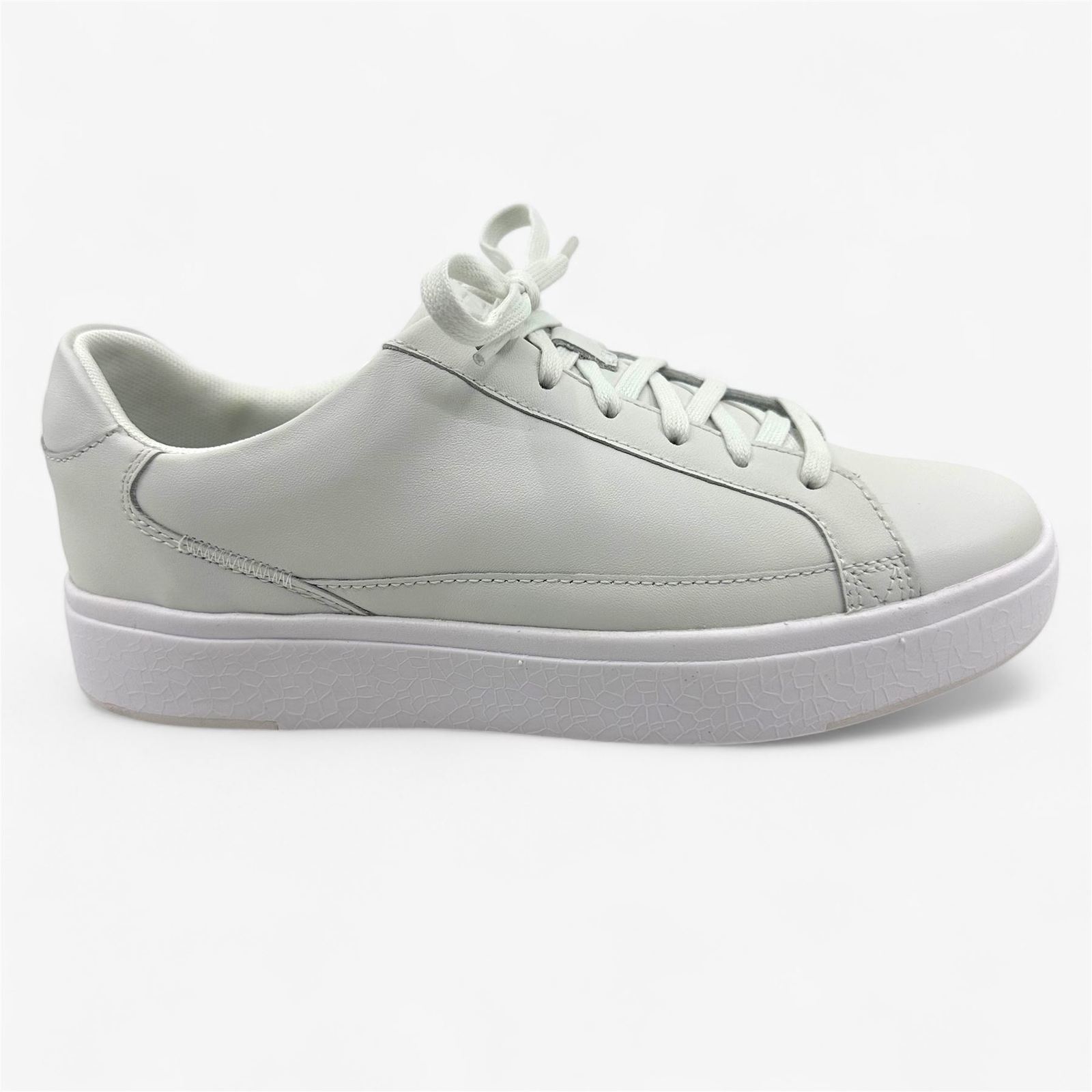Kizik Vegas Ivory White Womens Wide Athletic Sneaker