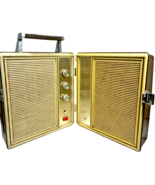 Realistic portiplay stereo 8 track player - powers on but for parts only... - $44.93 CAD
