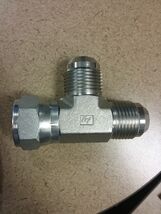 FITTING - SWIVEL TEE (620-12JIC-12JICS) - $7.50