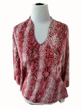 Hearts of Palm Petite red animal patterned quarter sleeve vneck blouse N... - $37.74