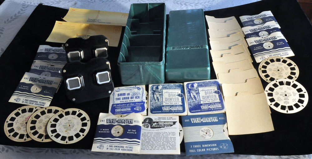 Lot Sawyer&#39;s Viewmaster: 2 Viewmasters, File Box, 12 Paper Markers, 17 R... - $54.45