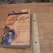 Hamlet ( Folger Library Shakespeare) - Mass Market Paperback - GOOD - £2.51 GBP