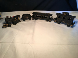 Vtg Cast Iron Train Set Engine Coal Tender Pullman &amp; Caboose - $69.95