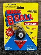 Basic Fun MAGIC 8 BALL Miniature Portable Toy Travel Keychain ~ Vintage ... - $10.69