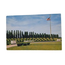 Postcard Grave Site of President And Mrs. Herbert Hoover West Branch Iowa - £5.51 GBP