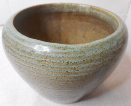 Green Studio Pottery Planter Vase Homespun Ridged Striped Drip Glaze Rin... - £23.53 GBP