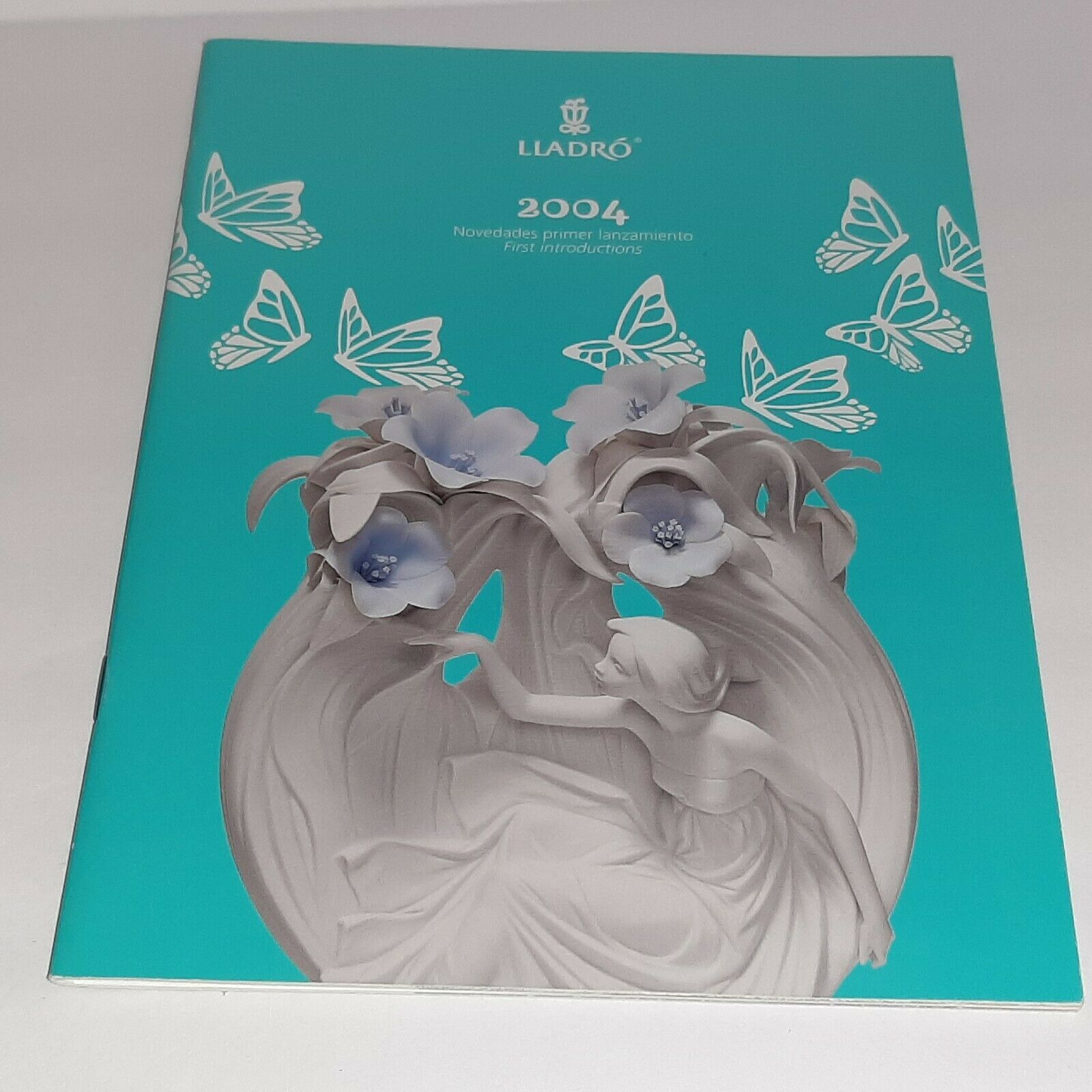 2004 Lladro Catalog First Introductions 8x6 Small Catalog w/Price List - £5.91 GBP
