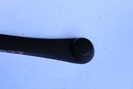 2004-07 BMW E60 525i LEFT WINDSHIELD WIPER ARM CAP R3538 image 4