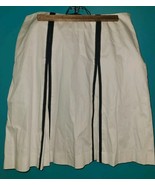 Willi Smith Size 6 Knee Length White Skirt With Black Accents Pleat A-line  - $17.15 CAD