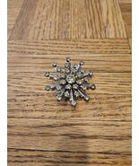 Rhinestone Snowflake Burst Design Brooch Pin Pinback 2&#39;&#39;, Vintage - €19,70 EUR