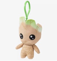 Disney Parks Groot Plush Keychain – Guardians of the Galaxy  - $522.90 MXN