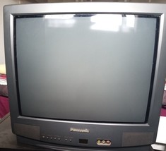 Panasonic 20&quot; Tv 1998 Gaming Retro Vintage CT-20G13W Works Great w/remote - £207.31 GBP